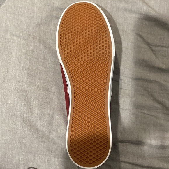 Vans - Picture 3 of 3